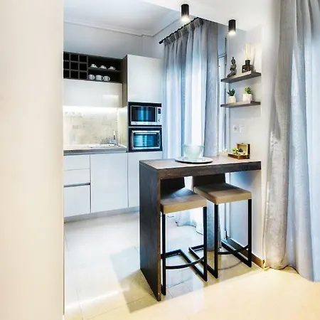 White Rhino White Tower Appartement